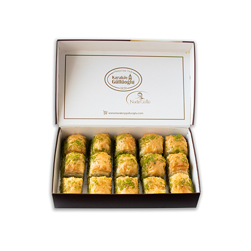 Karaköy Güllüoğlu Fıstıklı Kuru Baklava