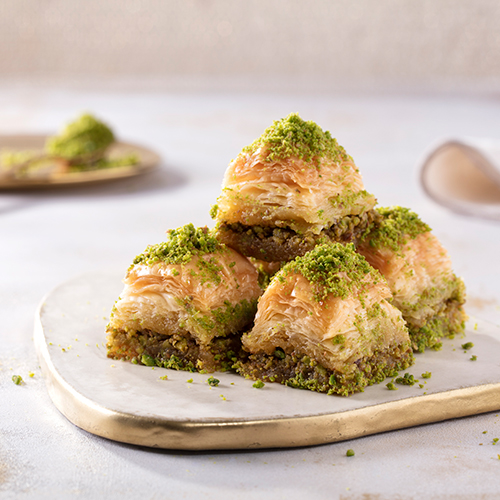 Karaköy Güllüoğlu Fıstıklı Kuru Baklava